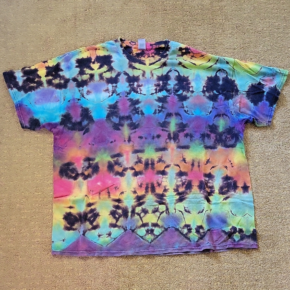Vintage Reverse Tie-Dye T-Shirt Men's 2XL Rainbow Psychedelic Print